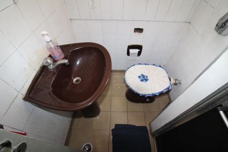 Casa à venda com 280m², 3 quartos e 2 vagasBanheiro 1