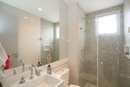 Apartamento à venda com 138m², 3 quartos e 2 vagasBanheiro da Suíte 1