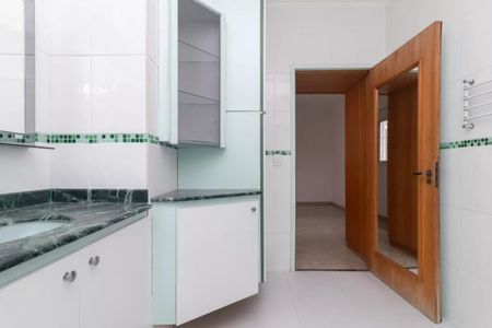 Casa à venda com 300m², 2 quartos e 3 vagas