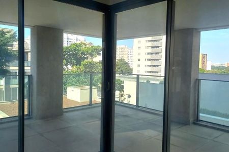 Apartamento à venda com 265m², 4 quartos e 4 vagas