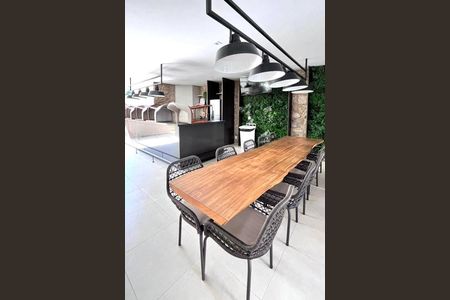 Apartamento à venda com 265m², 4 quartos e 4 vagas