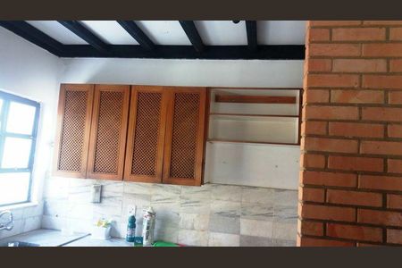 Casa à venda com 290m², 4 quartos e 4 vagas