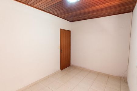Casa à venda com 240m², 2 quartos e 4 vagas Casa à venda com 240m², 2 quartos e 4 vagasQuarto 2