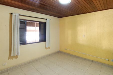 Casa à venda com 240m², 2 quartos e 4 vagas Casa à venda com 240m², 2 quartos e 4 vagasQuarto 1