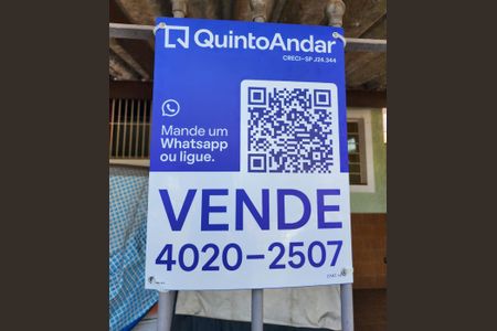 Casa à venda com 240m², 2 quartos e 4 vagas Casa à venda com 240m², 2 quartos e 4 vagasPlaca