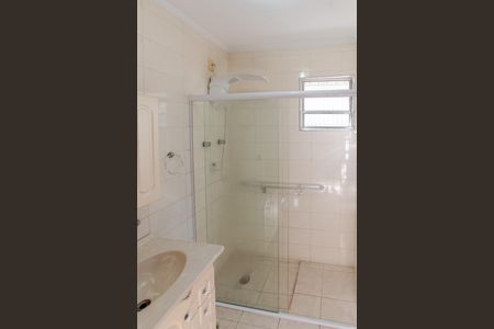 Casa à venda com 240m², 2 quartos e 4 vagas Casa à venda com 240m², 2 quartos e 4 vagasBanheiro