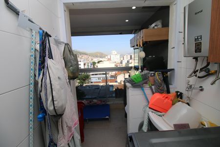 Apartamento à venda com 72m², 3 quartos e 1 vagaÁrea de Serviço