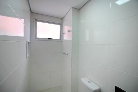 Apartamento à venda com 65m², 2 quartos e 2 vagasBanheiro da Suíte 2