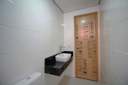 Apartamento à venda com 65m², 2 quartos e 2 vagasBanheiro da Suíte 2