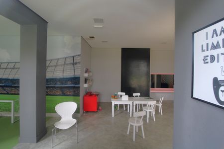 Apartamento à venda com 44m², 2 quartos e 1 vagaÁrea comum
