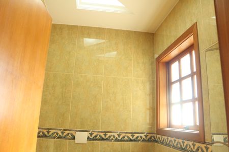 Casa à venda com 423m², 3 quartos e 6 vagasLavabo