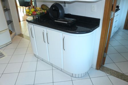 Casa à venda com 423m², 3 quartos e 6 vagasCozinha