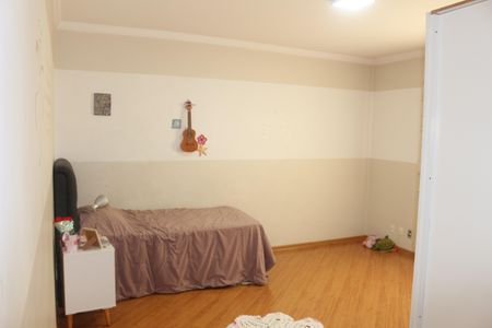 Casa à venda com 423m², 3 quartos e 6 vagasSuíte 2