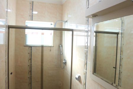 Casa à venda com 423m², 3 quartos e 6 vagasBanheiro da Suíte 2