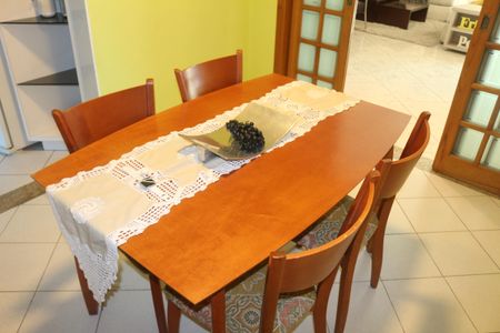 Casa à venda com 423m², 3 quartos e 6 vagasSala de Jantar