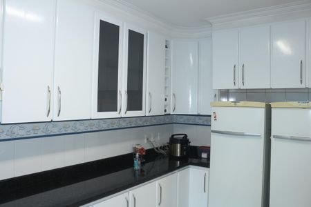 Casa à venda com 423m², 3 quartos e 6 vagasCozinha