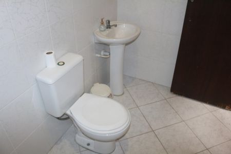 Casa à venda com 423m², 3 quartos e 6 vagasBanheiro 1