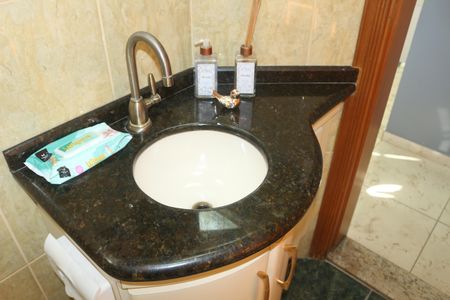 Casa à venda com 423m², 3 quartos e 6 vagasLavabo