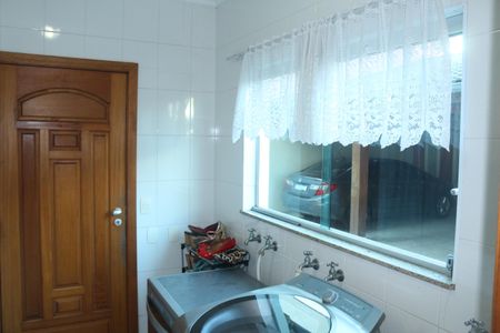 Casa à venda com 423m², 3 quartos e 6 vagasÁrea de Serviço