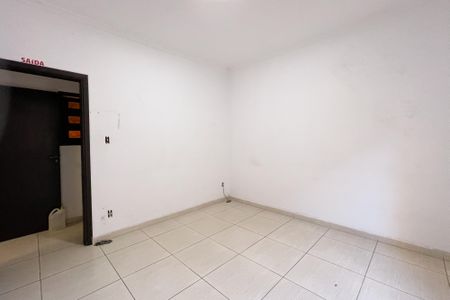 Casa à venda com 300m², 4 quartos e 4 vagas Casa à venda com 300m², 4 quartos e 4 vagasQuarto