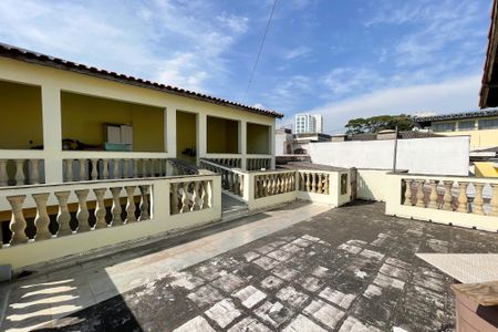 Casa à venda com 300m², 4 quartos e 4 vagas Casa à venda com 300m², 4 quartos e 4 vagasSacada