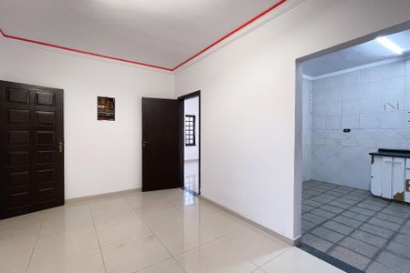 Casa à venda com 300m², 4 quartos e 4 vagas Casa à venda com 300m², 4 quartos e 4 vagasHall