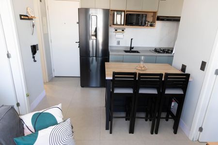 Apartamento à venda com 37m², 2 quartos e 1 vaga Apartamento à venda com 37m², 2 quartos e 1 vagaSala