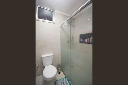 Apartamento à venda com 74m², 2 quartos e 1 vaga Apartamento à venda com 74m², 2 quartos e 1 vagaBanheiro Social