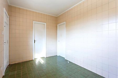 Casa à venda com 300m², 3 quartos e 2 vagasEdícula