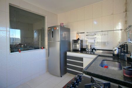 Casa à venda com 139m², 4 quartos e 1 vagaCozinha