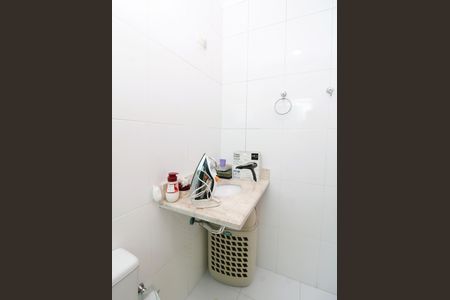 Casa de condomínio à venda com 115m², 2 quartos e 2 vagasBanheiro da Suíte 1