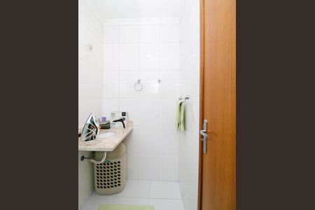 Casa de condomínio à venda com 115m², 2 quartos e 2 vagasBanheiro da Suíte 1