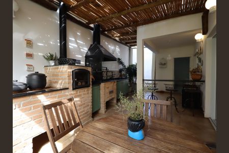 Casa à venda com 351m², 3 quartos e 3 vagasÁrea gourmet