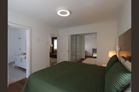 Casa à venda com 351m², 3 quartos e 3 vagasSuíte 2