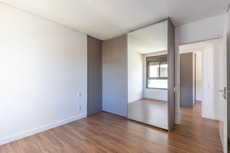 Apartamento à venda com 93m², 3 quartos e 2 vagas Apartamento à venda com 93m², 3 quartos e 2 vagasQuarto 3