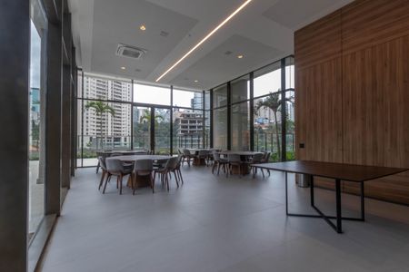 Apartamento à venda com 93m², 3 quartos e 2 vagas Apartamento à venda com 93m², 3 quartos e 2 vagasÁrea comum - Salão de festas