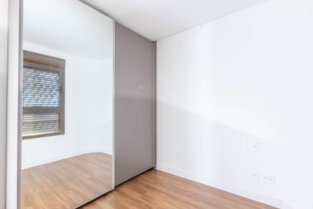 Apartamento à venda com 93m², 3 quartos e 2 vagas Apartamento à venda com 93m², 3 quartos e 2 vagasQuarto 1