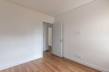 Apartamento à venda com 115m², 3 quartos e 2 vagasQuarto 2