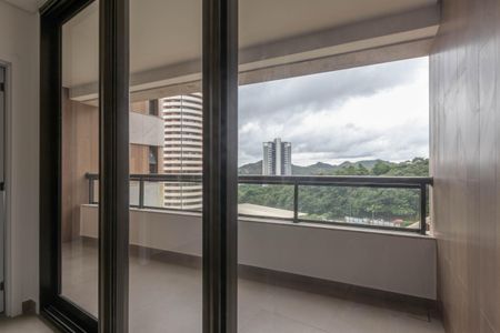 Apartamento à venda com 115m², 3 quartos e 2 vagasVaranda Sala