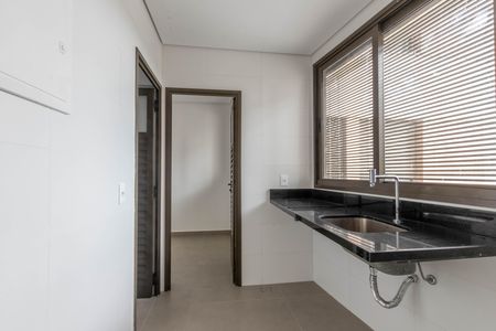 Apartamento à venda com 115m², 3 quartos e 2 vagasCozinha