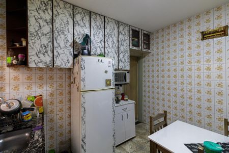 Casa à venda com 89m², 2 quartos e 2 vagas Casa à venda com 89m², 2 quartos e 2 vagasCozinha