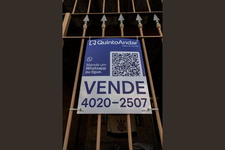 Casa à venda com 89m², 2 quartos e 2 vagas Casa à venda com 89m², 2 quartos e 2 vagasPlaca