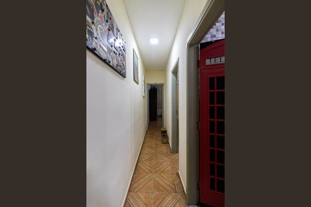 Casa à venda com 89m², 2 quartos e 2 vagas Casa à venda com 89m², 2 quartos e 2 vagasCorredor