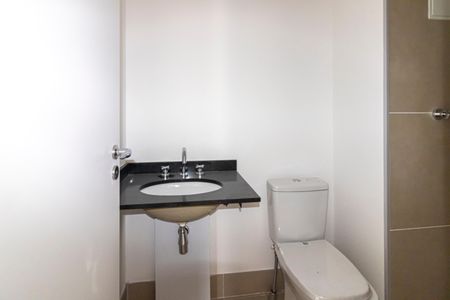 Apartamento à venda com 61m², 2 quartos e 1 vaga Apartamento à venda com 61m², 2 quartos e 1 vagaBanheiro