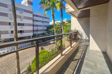 Apartamento para alugar com 110m², 3 quartos e 2 vagas Apartamento para alugar com 110m², 3 quartos e 2 vagasVaranda Sala