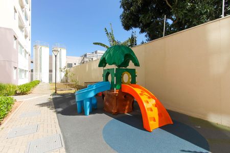 Apartamento à venda com 44m², 2 quartos e sem vagaÁrea comum