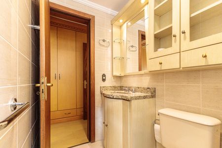 Apartamento para alugar com 129m², 3 quartos e 2 vagas Apartamento para alugar com 129m², 3 quartos e 2 vagasBanheiro da Suíte