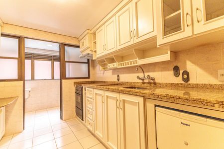 Apartamento para alugar com 129m², 3 quartos e 2 vagas Apartamento para alugar com 129m², 3 quartos e 2 vagasCozinha