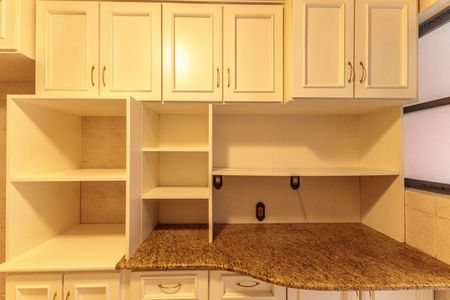 Apartamento para alugar com 129m², 3 quartos e 2 vagas Apartamento para alugar com 129m², 3 quartos e 2 vagasCozinha