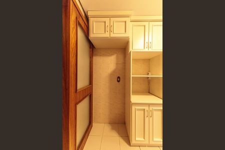 Apartamento para alugar com 129m², 3 quartos e 2 vagas Apartamento para alugar com 129m², 3 quartos e 2 vagasCozinha